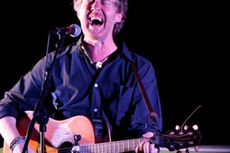 Solo un film e qualche canzone