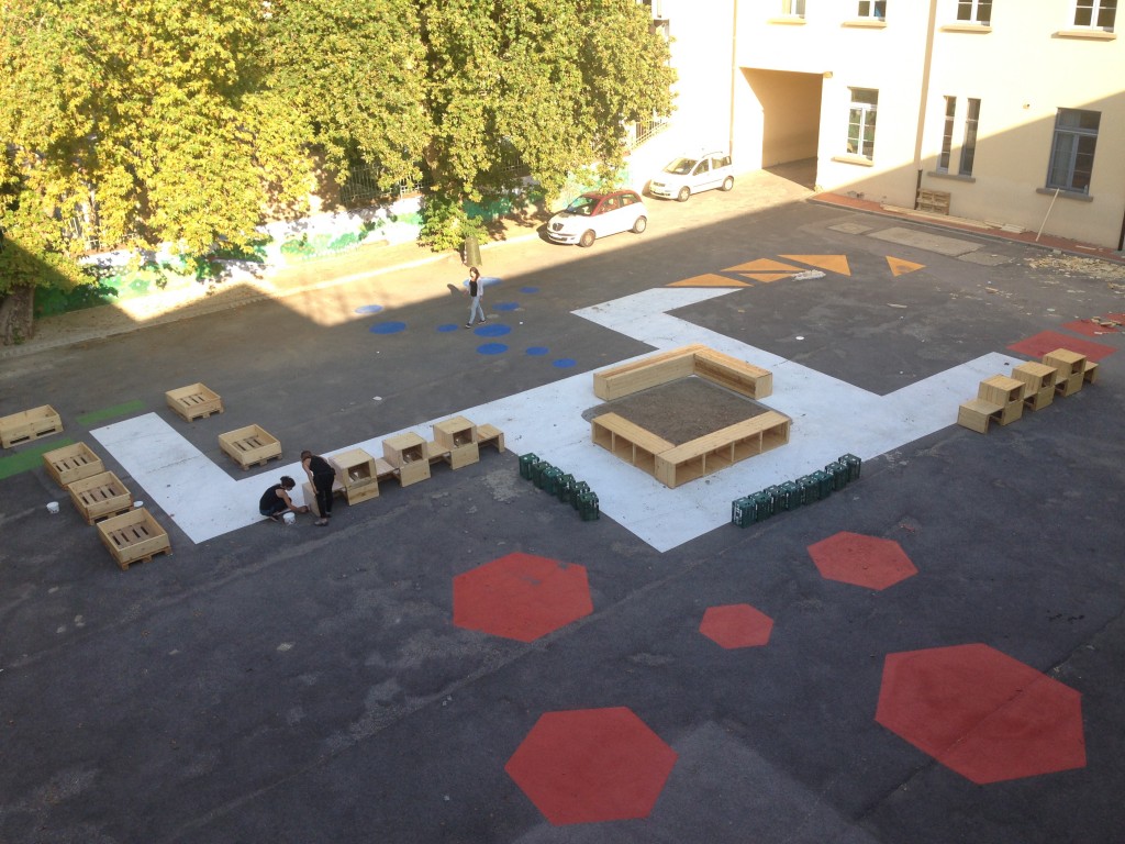 Uno sguardo sul cortile