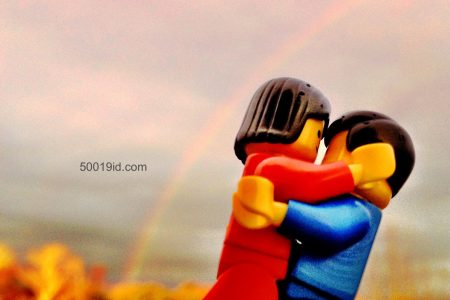 ME&TE | Under the rainbow