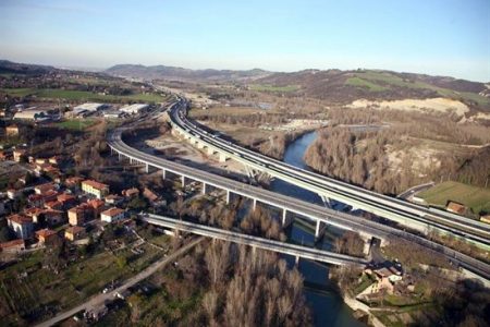 Chi lascia la via vecchia per quella nuova?