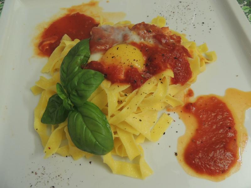 Tagliatelle alla Bismark tricolo