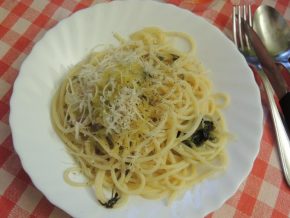Gentile spaghetto!