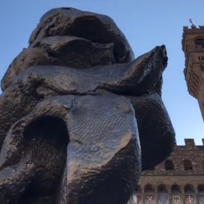 Urs Fisher in Piazza della Signoria