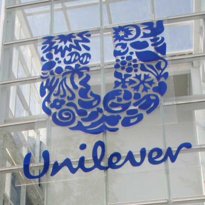 Caccia ai falsi influencer
