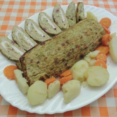 Zucchine patate e uova. Un rotolo di bontà…
