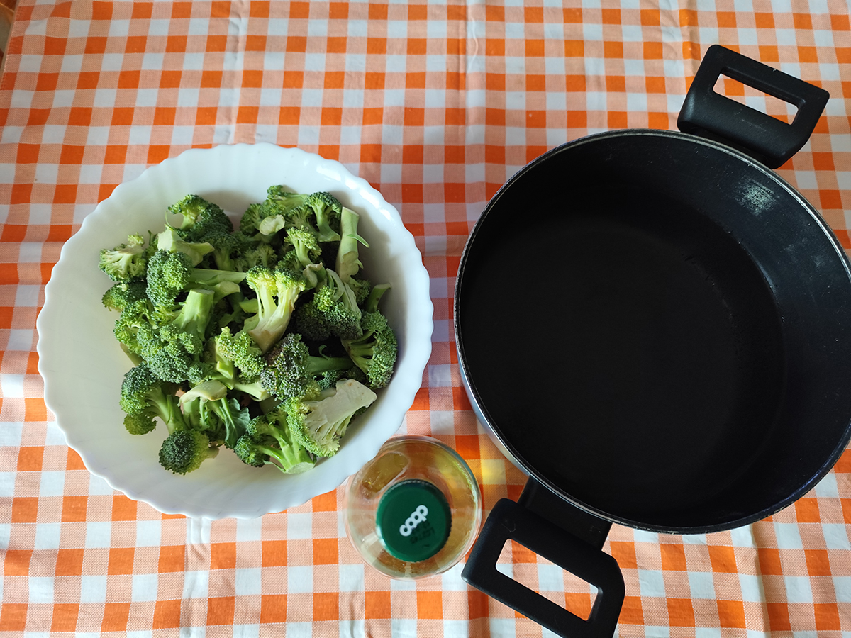 02 Broccoli in padella
