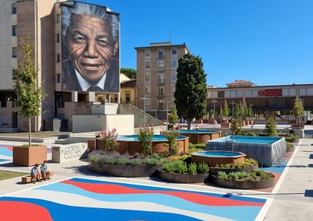Il Giardino Mandela di piazza Leopoldo e lo specchio che i social ci hanno restituito